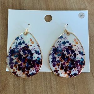 Gorgeous Summer Earrings UNWORN!